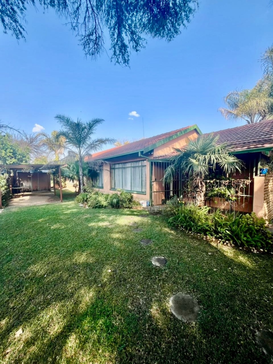 3 Bedroom Property for Sale in Wilkoppies North West